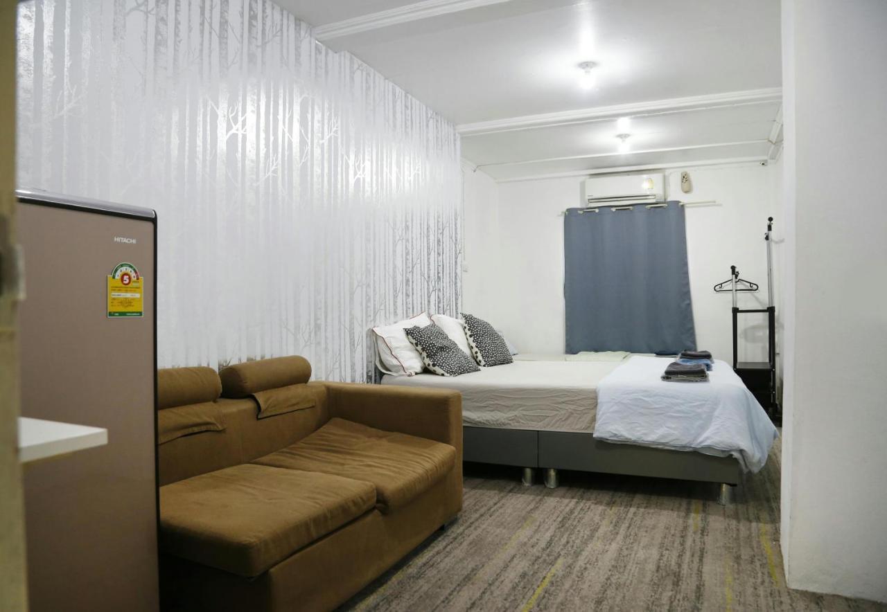 Rubin Home Бангкок Екстер'єр фото